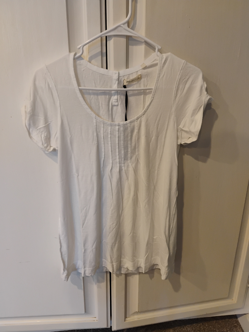 Women’s White Short-Sleeve Pintuck Tee